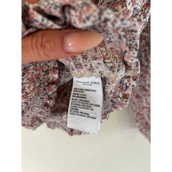 Women's American Eagle Floral Tie Front Smocked Crop Top M - Picture 4 of 5